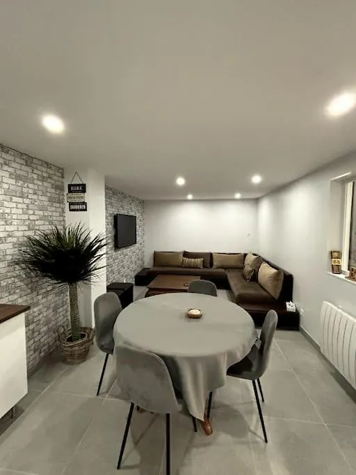 Apartment Appartement Cosy 90M²/ 6 Personnes Ternay  France